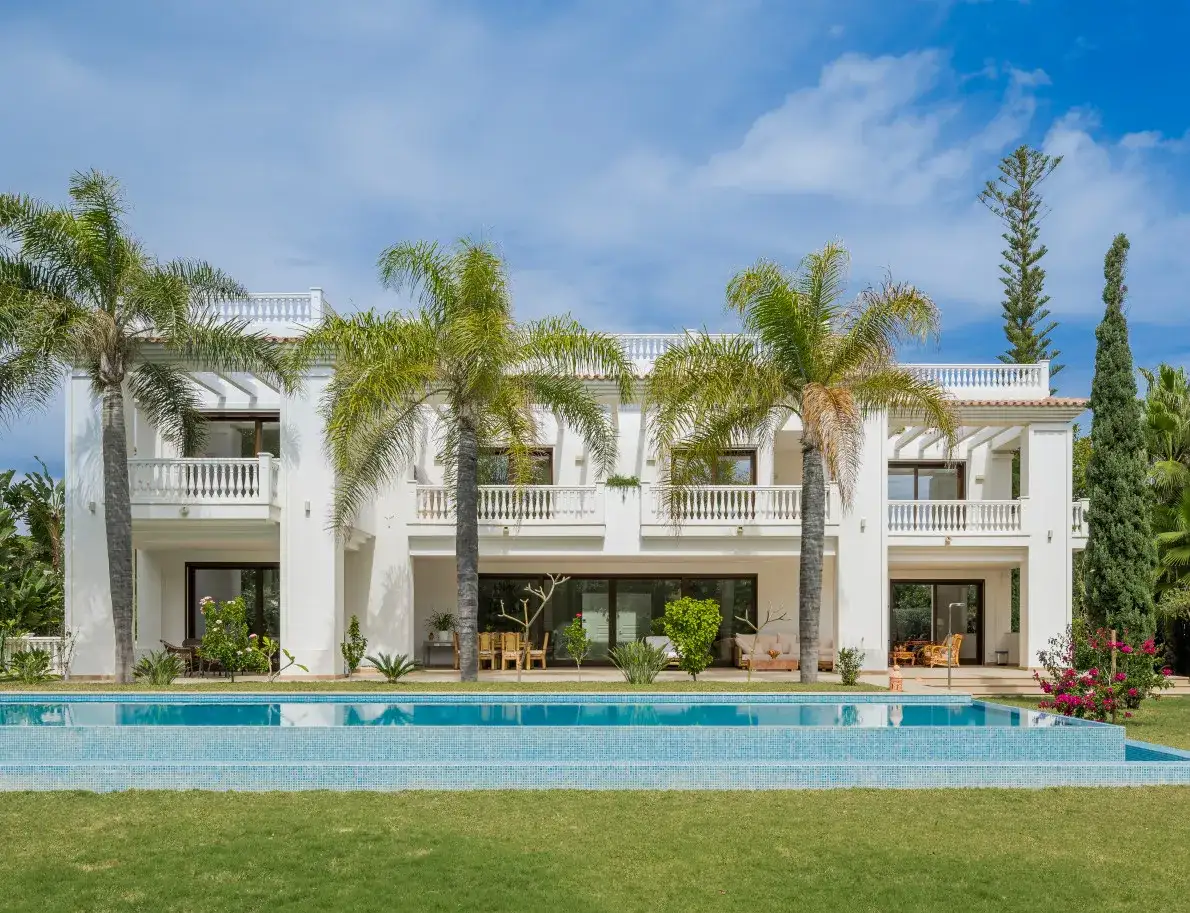  Beachside Elegance in Casasola – A Lifestyle Beyond Expectations