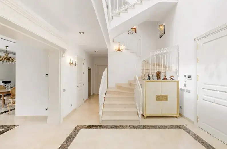  Beachside Elegance in Casasola – A Lifestyle Beyond Expectations - Photo 5