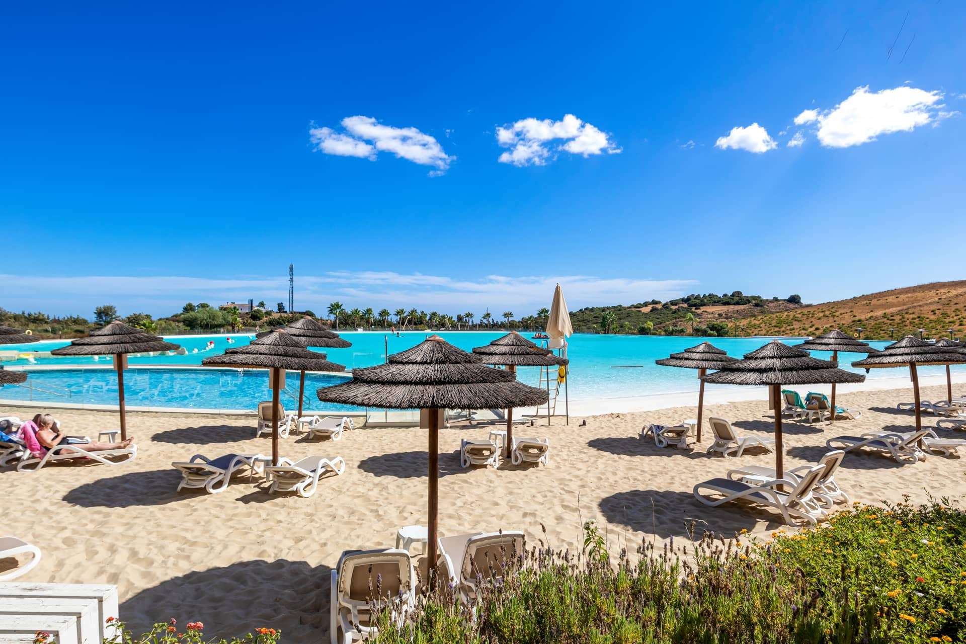 Modern 2-Bedroom Ground Floor Apartment in Alcazaba Lagoon, Casares – Your Private Oasis Near Estepona - Photo 6