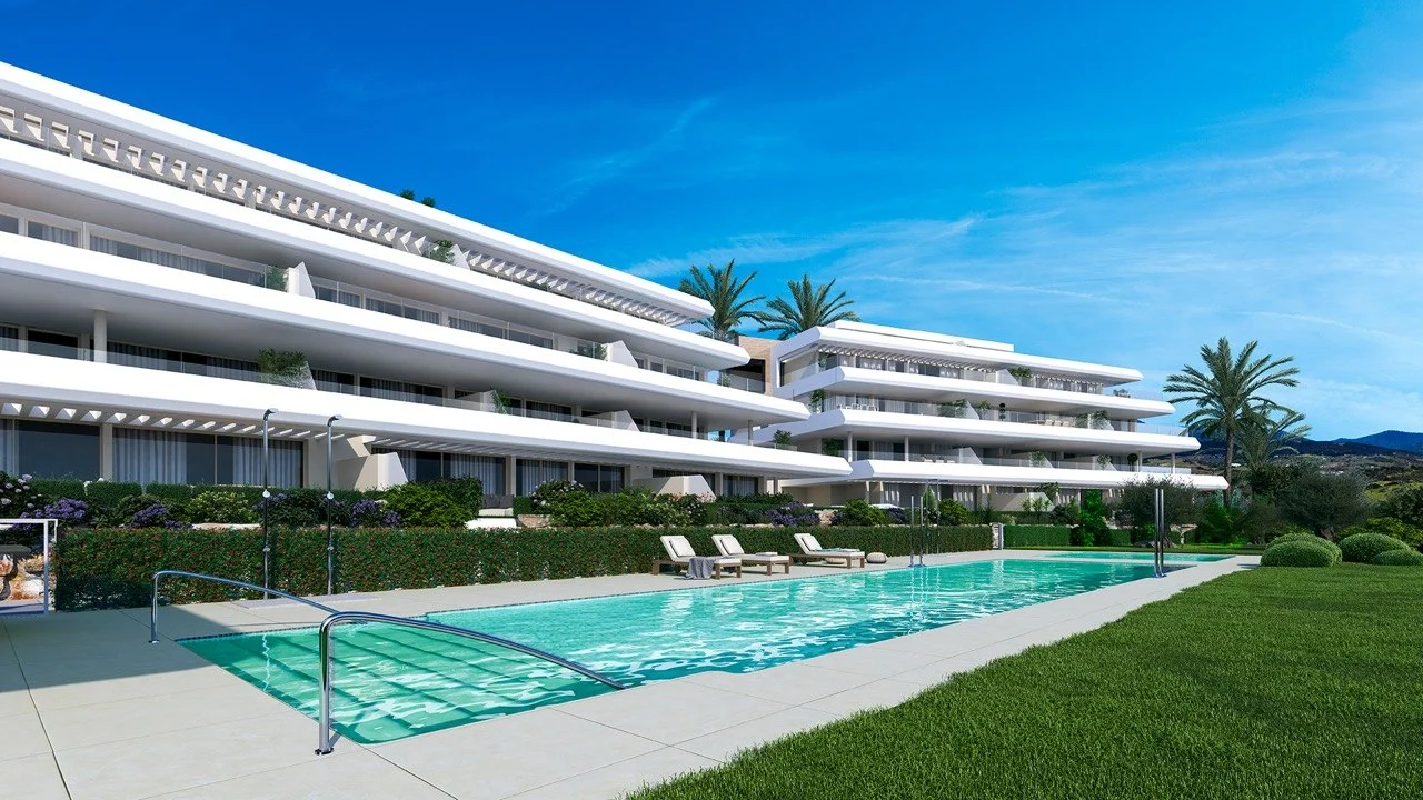 New Ground Floor Apartment in Estepona with Private Garden