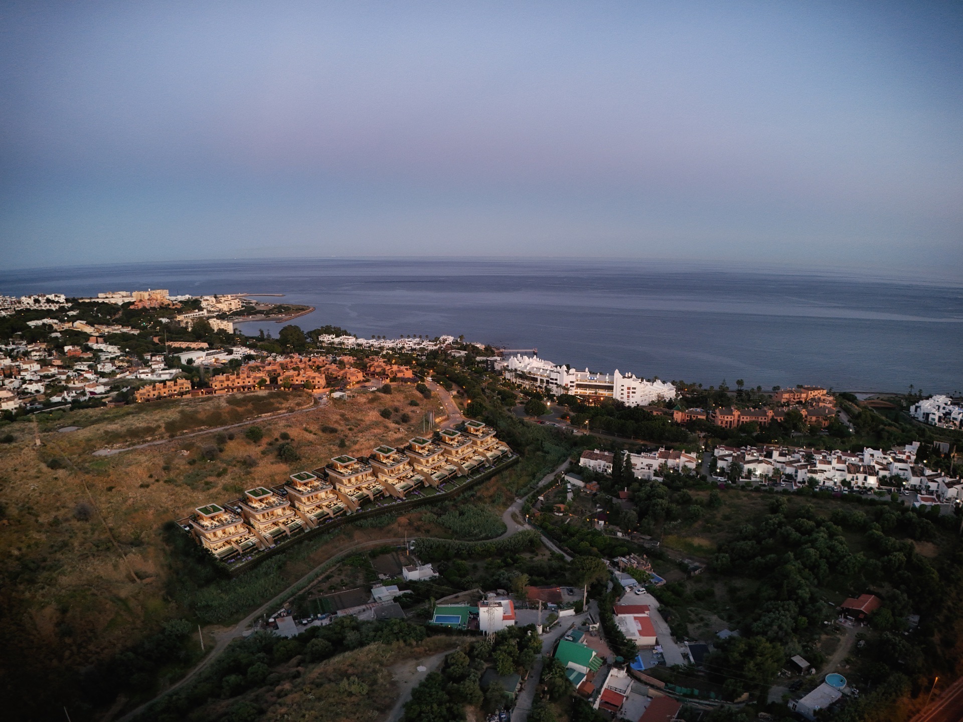 The Azure Pinnacle: Estepona's Refined Coastal Living